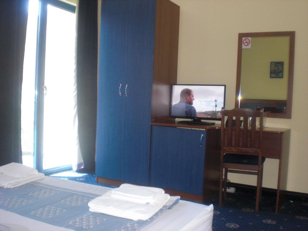 Fenix Family Hotel Blagoevgrad Exterior photo