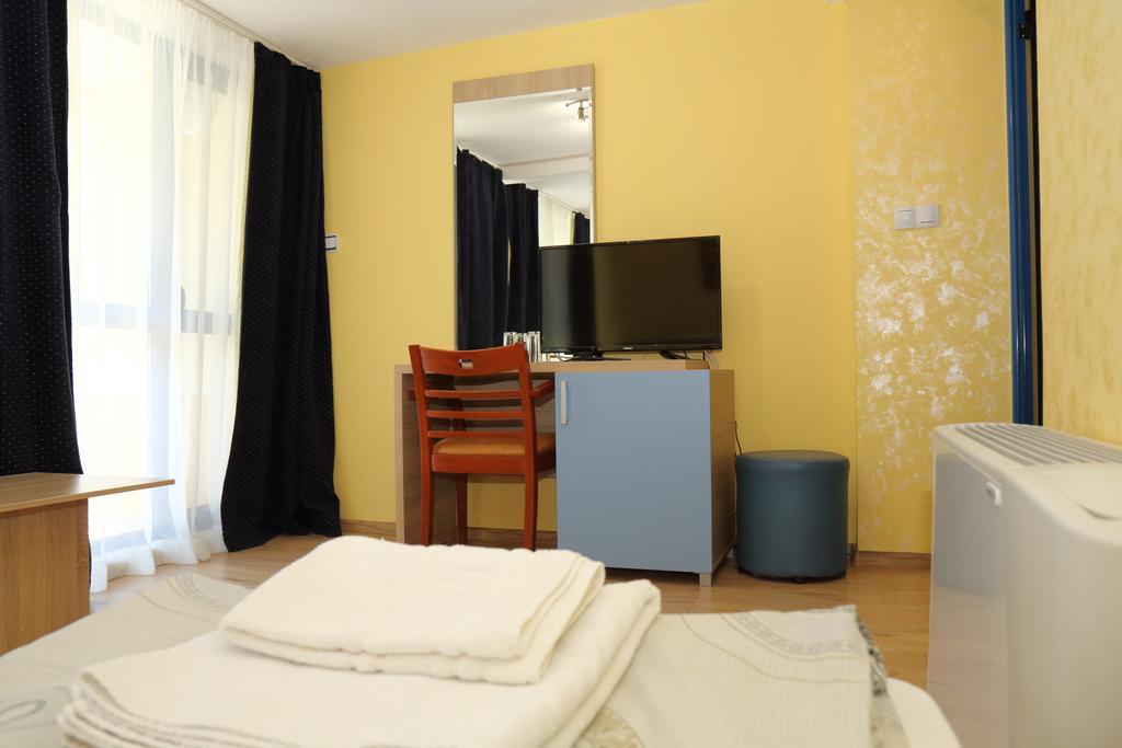 Fenix Family Hotel Blagoevgrad Exterior photo