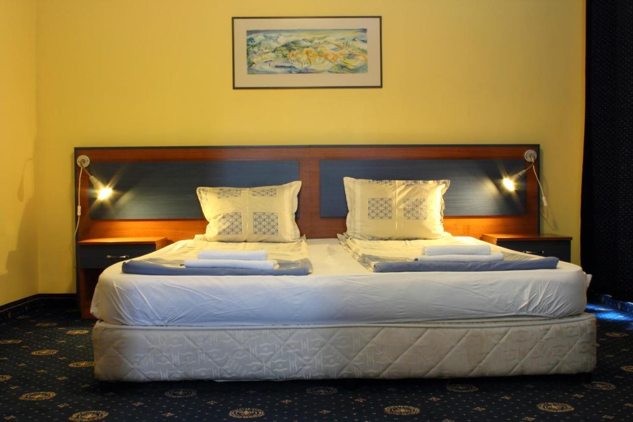 Fenix Family Hotel Blagoevgrad Room photo
